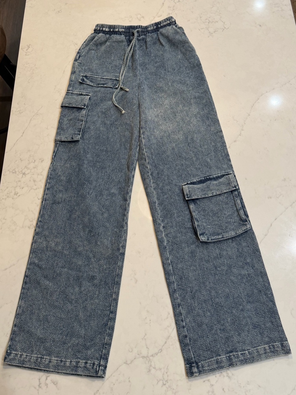 Wide-Leg Cargo Jeans for Women in Washed Blue